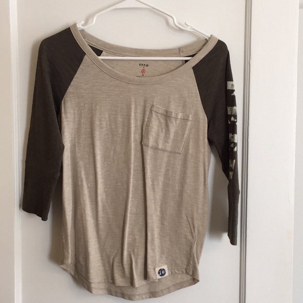 Baseball tee